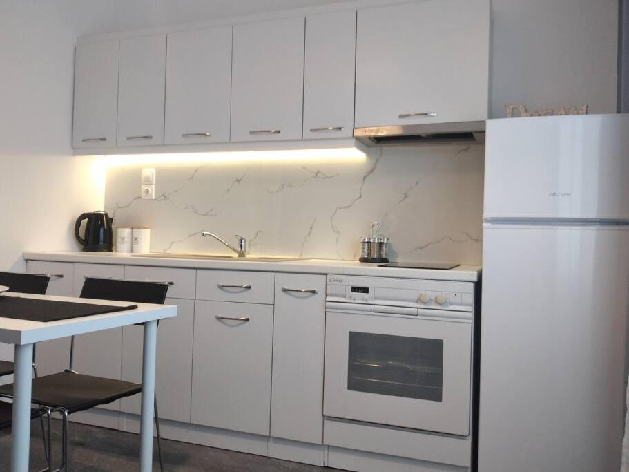 D4 Central Luxury Apartment Volos Exterior foto